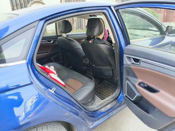 [青岛·鲁B] 二手吉利汽车帝豪GL2018款 1.4T DCT尊贵智联型