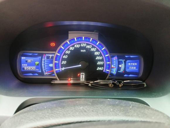 [成都·川Q] 二手比亚迪比亚迪S72015款 2.0T 自动尊贵型