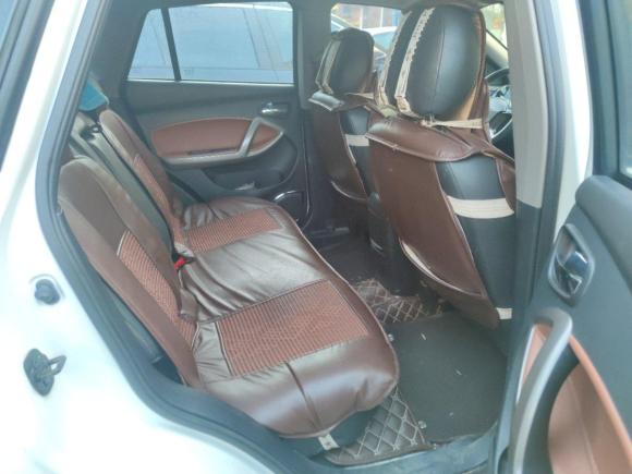 [南昌·赣A] 二手海马海马S52015款 1.5T CVT旗舰型