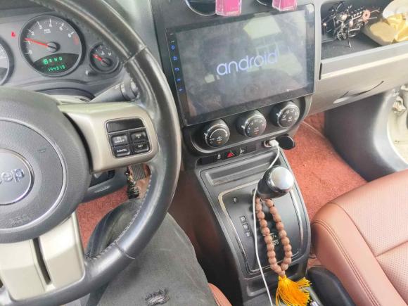 [台州·浙J] 二手Jeep自由客2011款 2.4 运动版