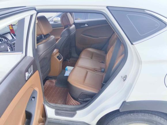 [合肥·皖A] 二手现代途胜2015款 1.6T 双离合两驱智能型