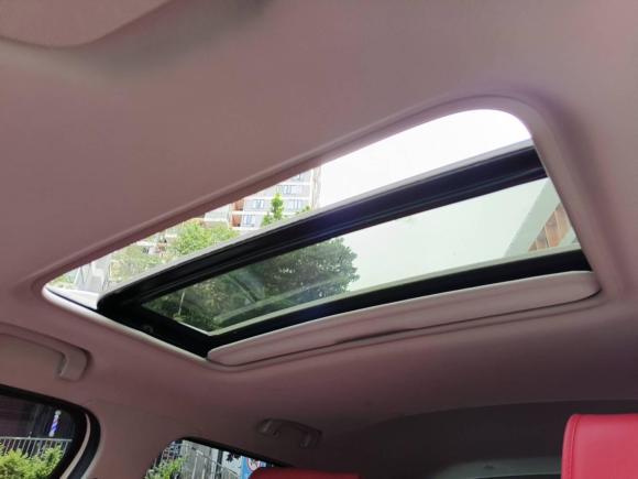 [深圳·粤B] 二手名爵名爵3SW2015款 1.5L AMT精英型