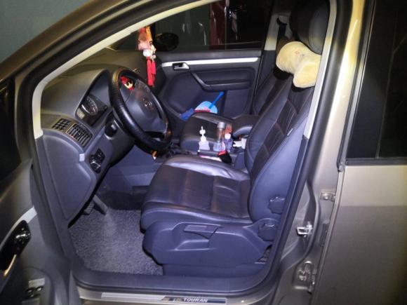 [上海·沪F] 二手大众途安2015款 1.4T DSG舒适版5座