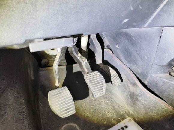 [南通·苏F] 二手雪铁龙雪铁龙C3-XR2015款 1.6L 手动先锋型