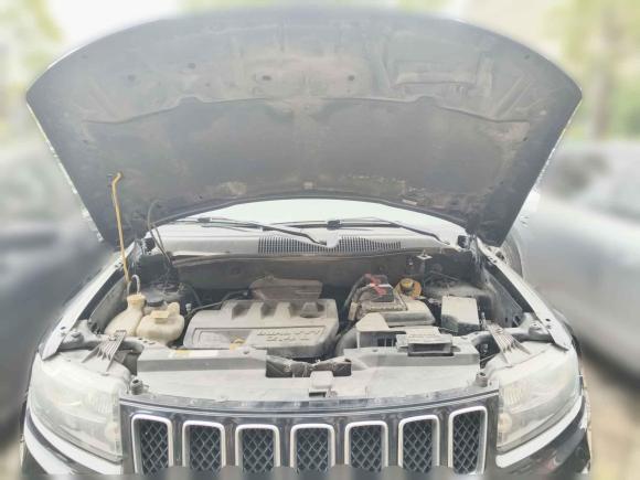 [南昌·赣A] 二手Jeep指南者2014款 改款 2.4L 四驱舒适版