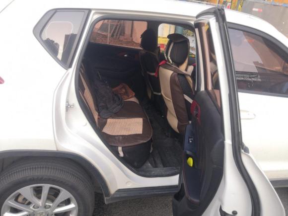 [成都·川A] 二手北京汽车绅宝X352016款 1.5L 手动精英版