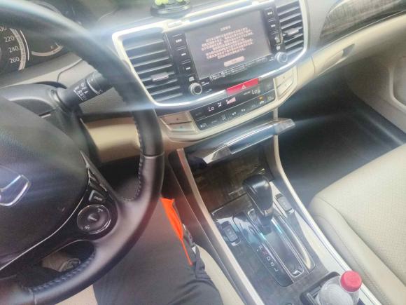 [宁波·浙B] 二手本田雅阁2014款 2.4L EXN 豪华导航版