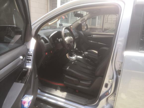 [合肥·皖A] 二手五十铃五十铃mu-X2015款 2.5T 四驱自动畅游型 7座