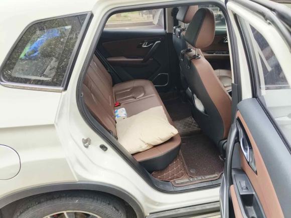 [台州·浙J] 二手一汽森雅R72016款 1.6L 手动智能型