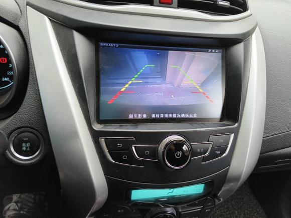 [温州·浙C] 二手比亚迪元2016款 1.5L 自动豪华型