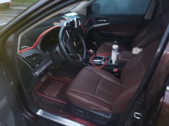 [武汉·鄂S] 二手比亚迪比亚迪S72015款 2.0T 升级版 自动尊贵型