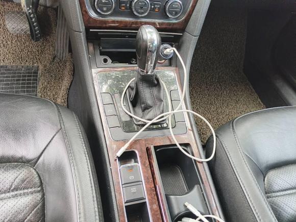 [佛山·粤E] 二手大众帕萨特2011款 2.0TSI DSG御尊版