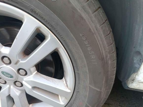 [成都·川A] 二手路虎神行者22014款 2.2T SD4 SE柴油版