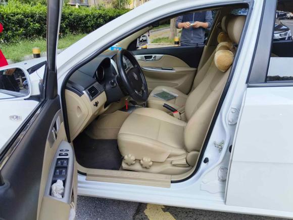 [苏州·苏E] 二手别克凯越2013款 1.5L 自动经典型