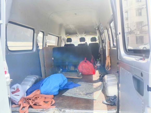 [上海·苏B] 二手上汽大通MAXUS新途V802018款 2.5T 6挡手动傲运通长轴高顶7/10座