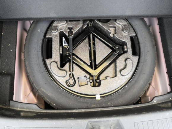 [上海·苏C] 二手陆风陆风逍遥2018款 1.5T 手动白银版