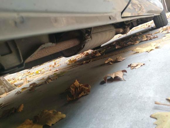 [西安·陕A] 二手金杯阁瑞斯2014款 2.4L标准型长轴9座4RB2