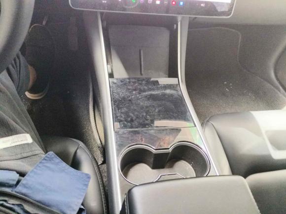 [青岛·鲁B] 二手特斯拉Model 32020款 标准续航后驱升级版