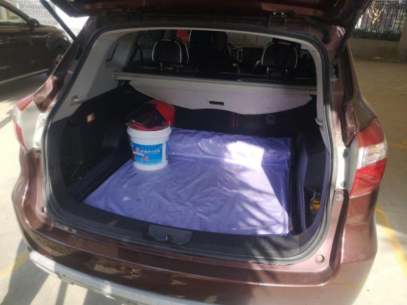 [上海·鄂J] 二手启辰启辰T702015款 1.6L 手动睿行版