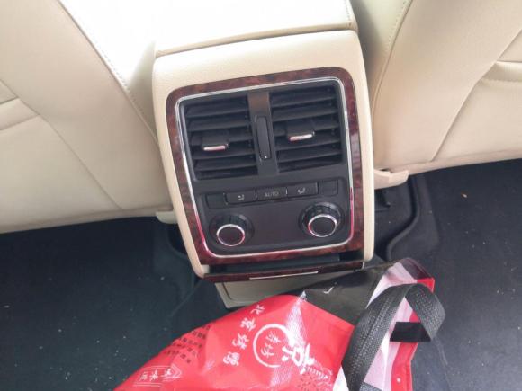 [上海·沪B] 二手大众帕萨特2013款 2.0TSI DSG御尊版