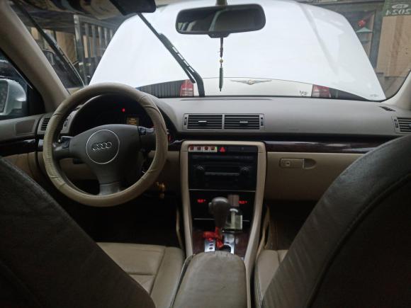 [南京·苏A] 二手奥迪奥迪A42005款 2.4L 运动型