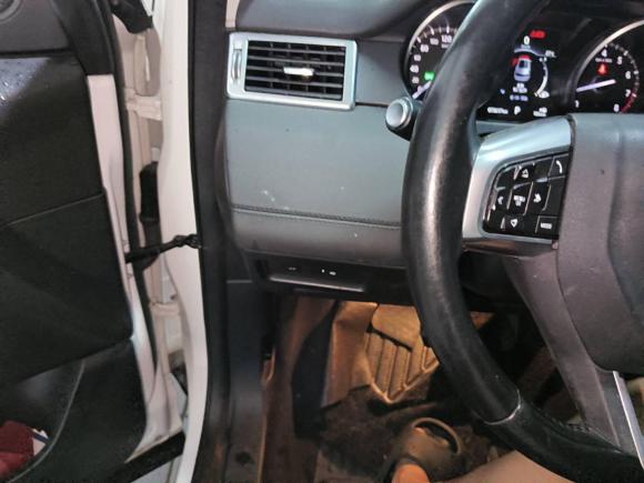 [温州·浙C] 二手路虎发现神行2017款 2.0T SE