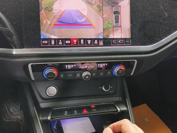 [上海·沪F] 二手奥迪奥迪Q3 Sportback2020款 40 TFSI 时尚型