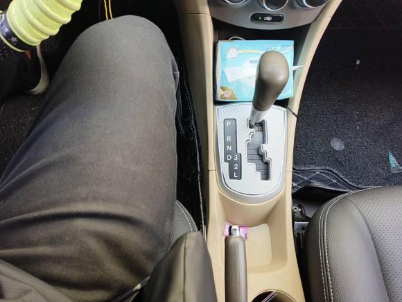 [南通·苏F] 二手现代瑞纳2010款 三厢 1.4L 自动舒适型GS