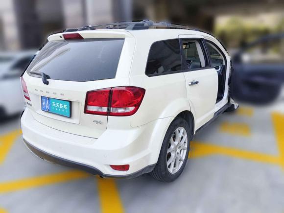 [武汉·鄂A] 二手道奇酷威2013款 2.4L 两驱尊尚版