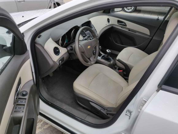 [合肥·皖A] 二手雪佛兰科鲁兹2015款 1.5L 经典 SE MT