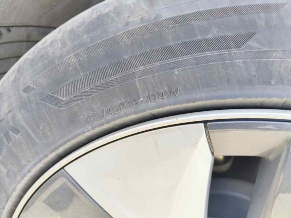 [成都·川A] 二手特斯拉Model Y2022款 后轮驱动版