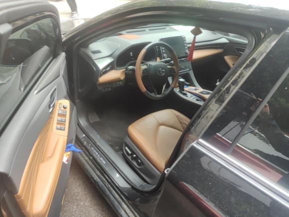 [上海·沪F] 二手丰田亚洲龙2019款 双擎 2.5L XLE尊贵版 国VI