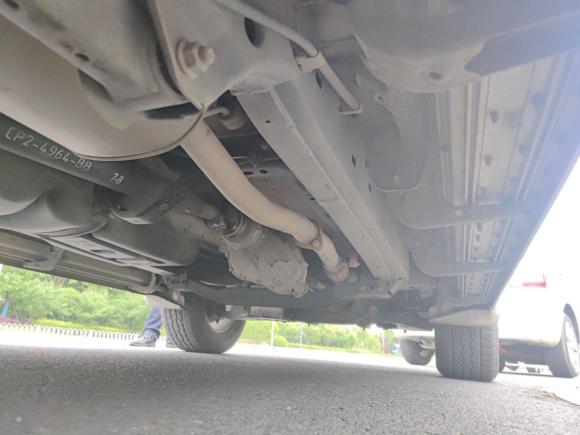 [湖州·浙E] 二手江铃驭胜S3502013款 2.4T 自动四驱柴油豪华版5座