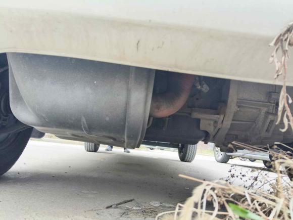 [合肥·皖A] 二手上汽大通MAXUS新途V802018款 2.5T 6挡手动厢式货车短轴中顶2/3座