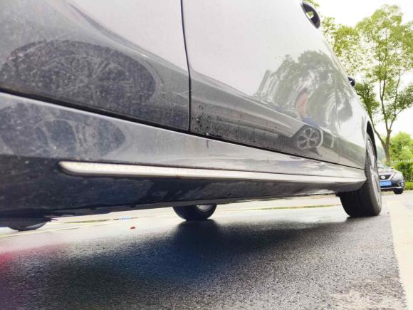 [苏州·苏U] 二手奔驰奔驰E级2020款 改款 E 300 L 运动时尚型