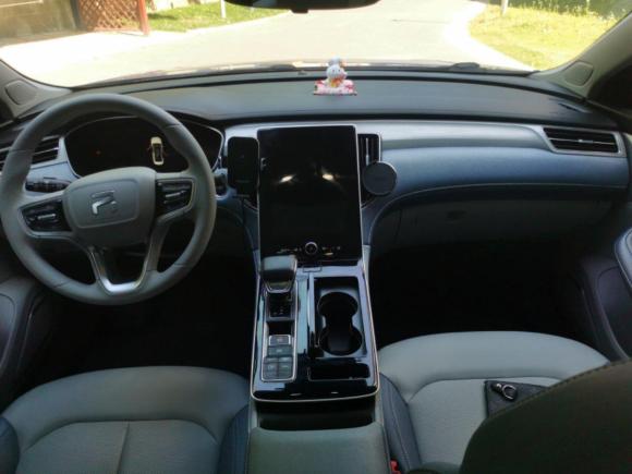 [上海·沪A] 二手飞凡汽车飞凡ER62020款 620km 智享版