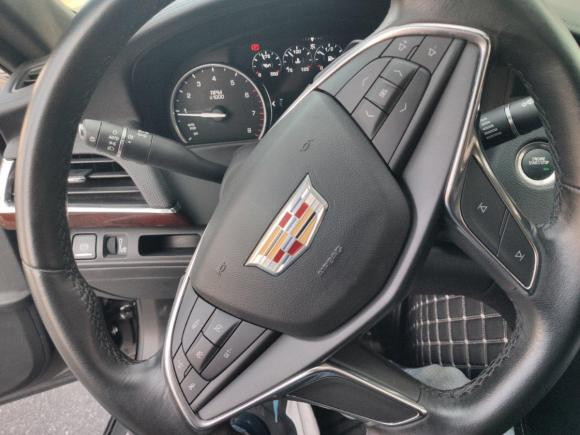 [南通·苏F] 二手凯迪拉克凯迪拉克CT62021款 28T 精英型