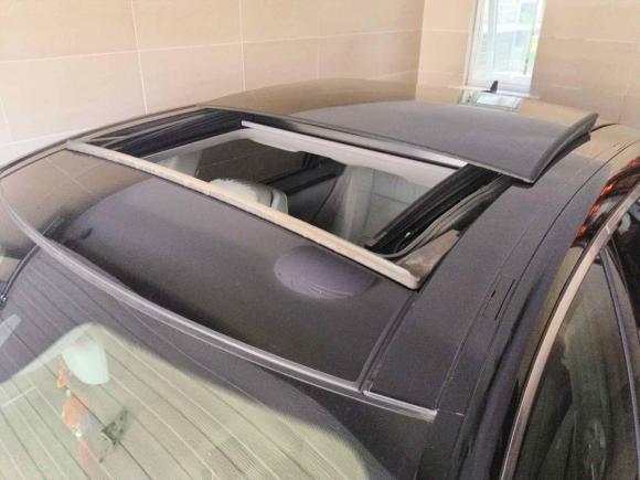 [南通·苏F] 二手奔驰奔驰S级2012款 S 300 L 尊贵型 Grand Edition