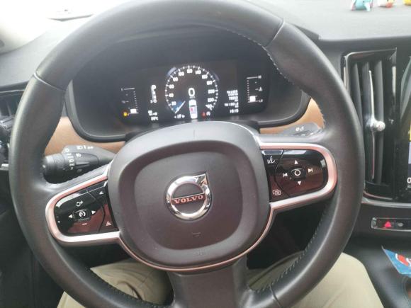 [南昌·赣A] 二手沃尔沃沃尔沃S902019款 T5 智逸版