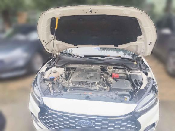[南京·苏A] 二手福特福克斯2021款 三厢 EcoBoost 180 自动锋潮型