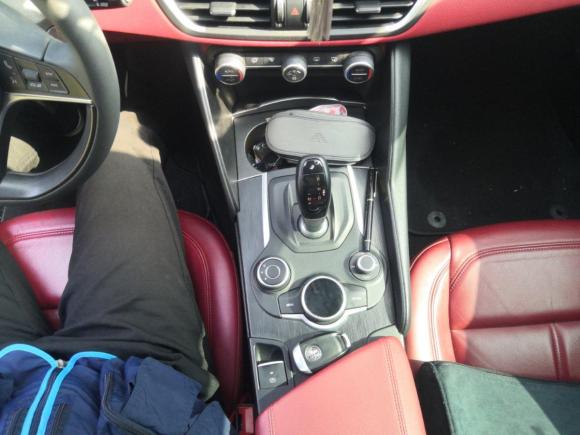 [合肥·皖A] 二手阿尔法·罗密欧Giulia朱丽叶2017款 2.0T 200HP 豪华版