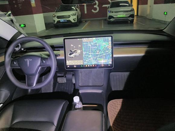 [上海·沪A] 二手特斯拉Model 32021款 标准续航后驱升级版