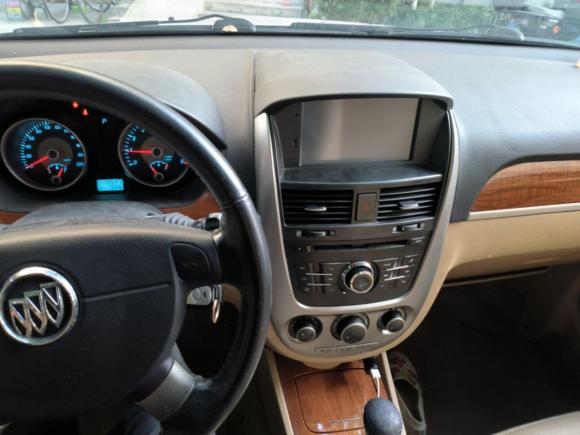 [上海·闽J] 二手别克凯越2013款 1.5L 自动尊享型