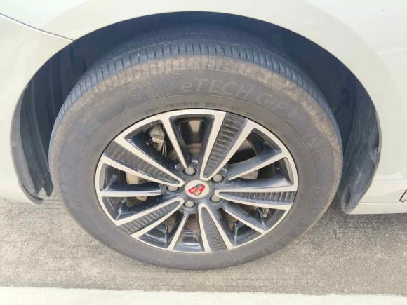 [深圳·粤B] 二手荣威荣威Ei52019款 智联至尊版