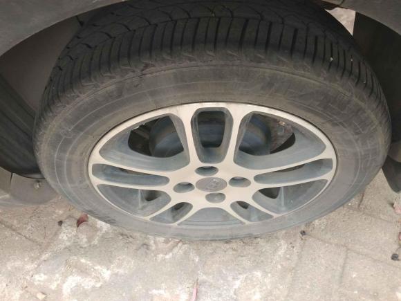 [南昌·赣A] 二手吉利汽车远景X12017款 1.3L 自动玩家版