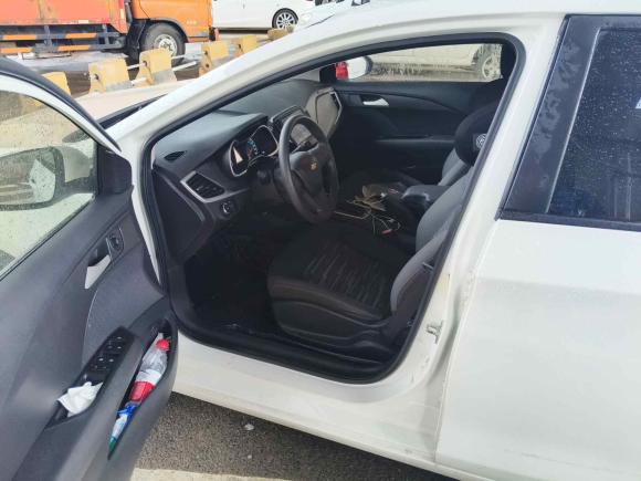 [深圳·粤W] 二手雪佛兰科沃兹2019款 320 自动欣享天窗版