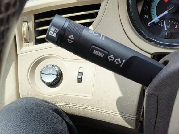 [深圳·粤B] 二手别克君越2012款 2.4L SIDI雅致版