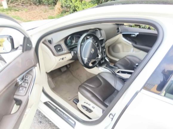 [上海·沪G] 二手沃尔沃沃尔沃V402014款 2.0T 智雅版