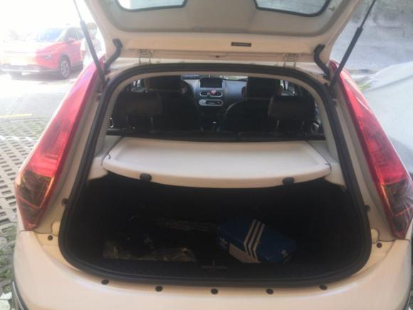 [深圳·粤L] 二手名爵MG 3SW2015款 1.5L AMT精英型