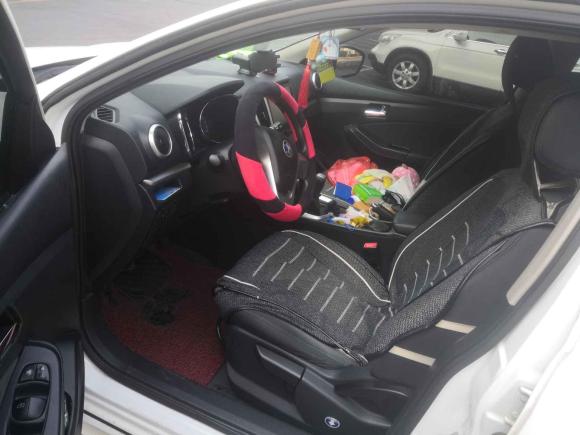 [常州·苏D] 二手启辰启辰T702015款 1.6L 手动睿行版